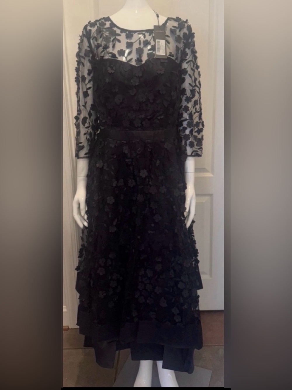 Black 3D Floral Long-Sleeve Midi Dress